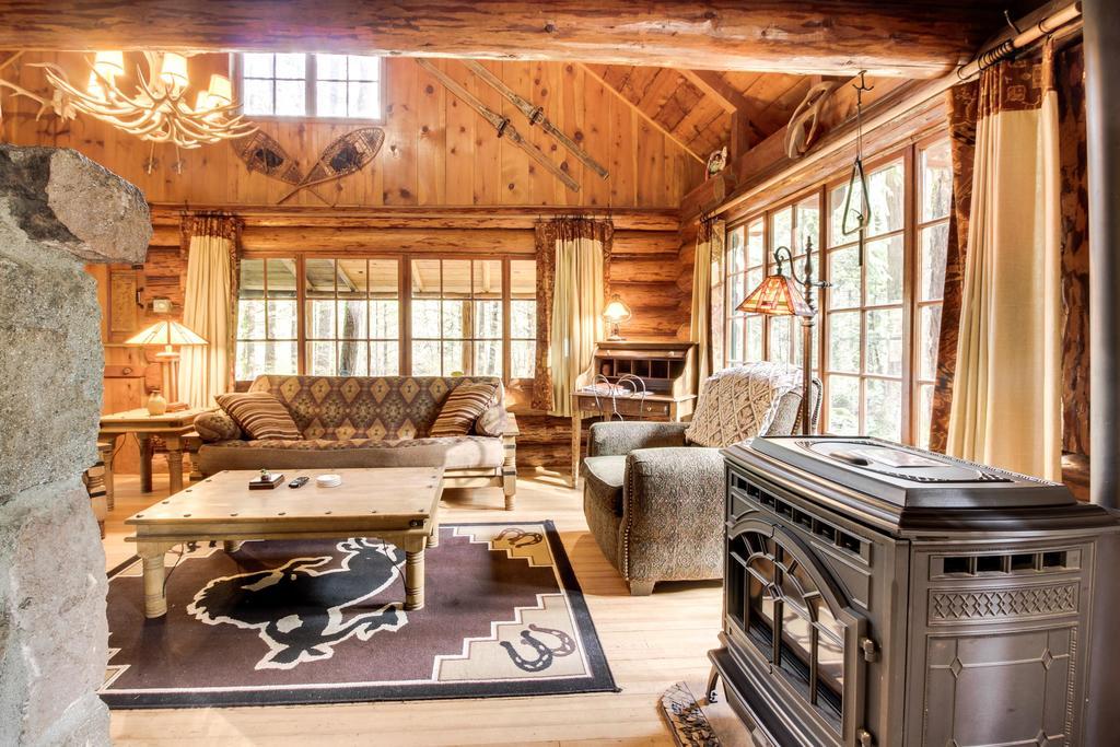 Zoe'S Log Cabin Welches Dış mekan fotoğraf