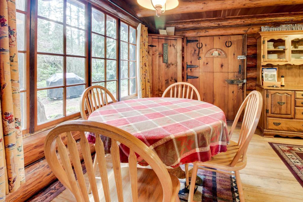 Zoe'S Log Cabin Welches Dış mekan fotoğraf